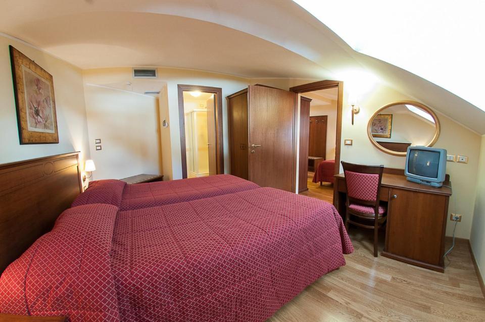 Hotel Garni Posta Pescasseroli Bilik gambar